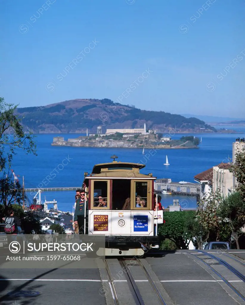US, San Francisco, cable, car, with, showing, Alcatraz, background, California, USA, America, United States, North Ame