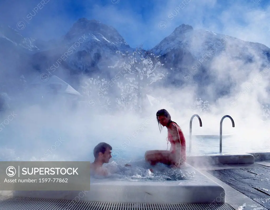 Switzerland, wellness, thermal bath, steam, vapor, bath, pair, couple, have a bath, sit, take it easy, relax, outside washbasins, steam bath, winter, ...