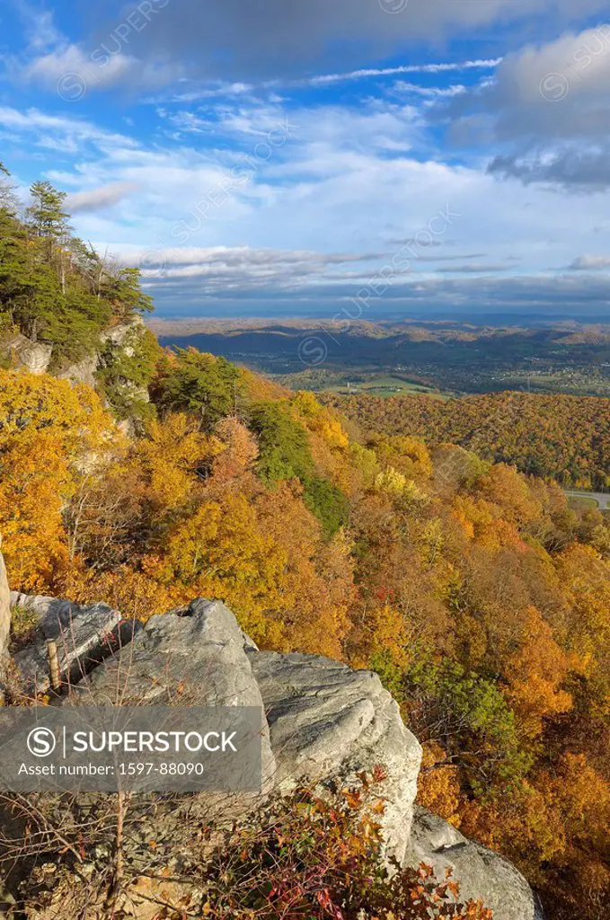 view from Pinnacle Overlook, Fall, colours, colors, Cumberland Gap National Historic Park, Virginia, Tennessee, USA