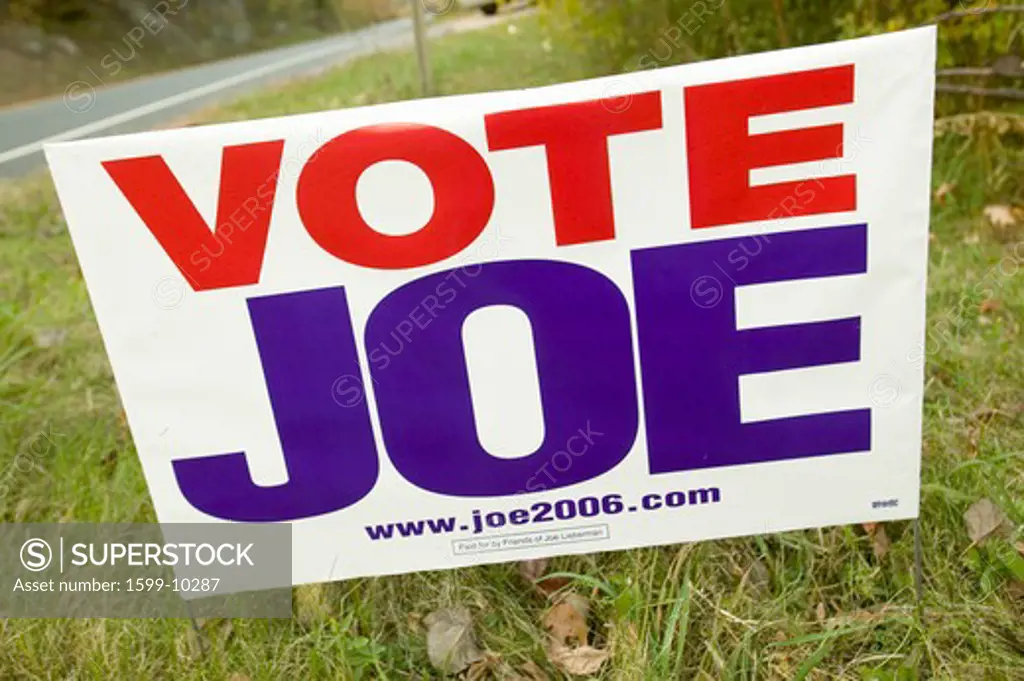 Vote for Joe' Lieberman for U.S. Senate sign in Connecticut