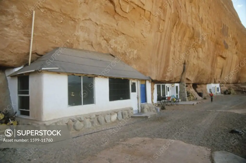 Modern cliff dwelling, Rockland Ranch, Southern UT