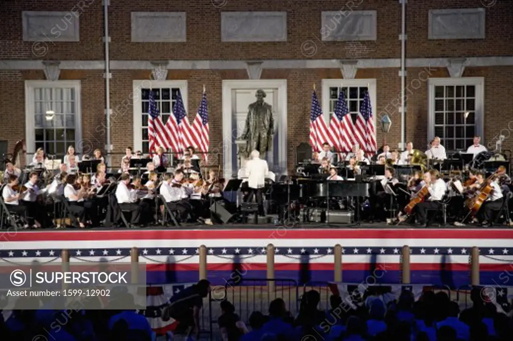 Peter Nero and the Philly Pops performing in front of historic Independence Hall, Philadelphia, Pennsylvania on July 3, 2011