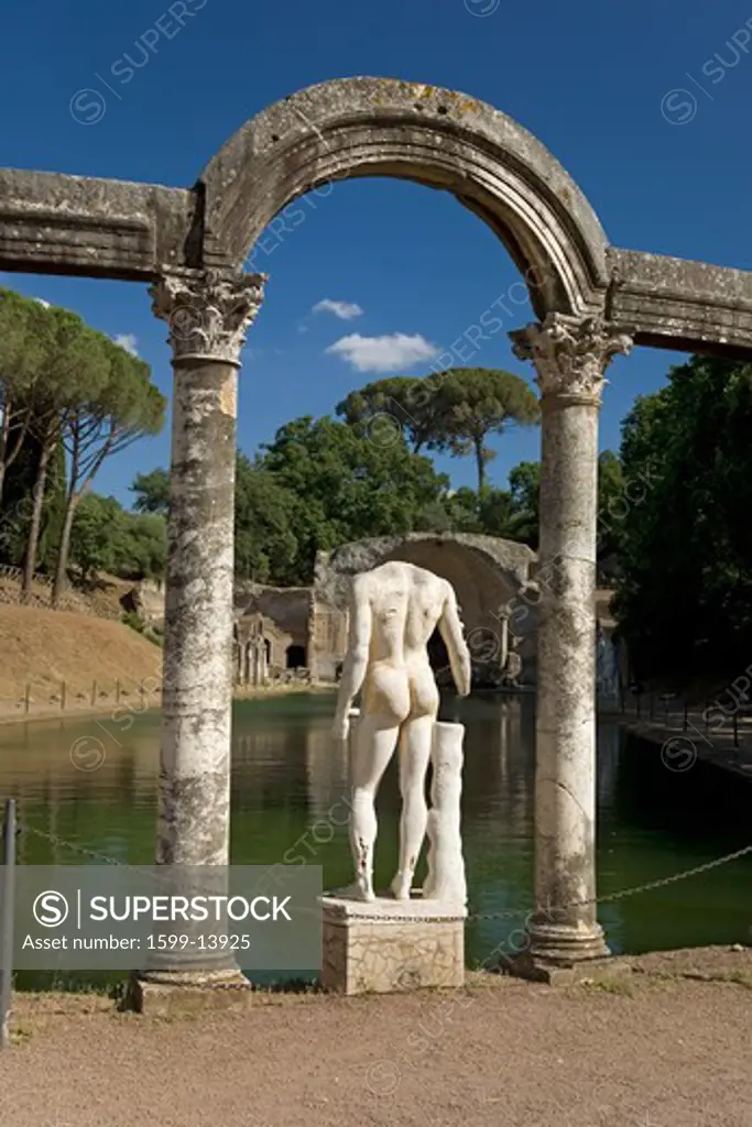 Statue in the Canopus at Hadrian's Villa, Tivoli
