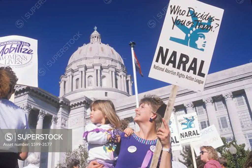Mother and daughter participating in pro-choice rally, Missouri