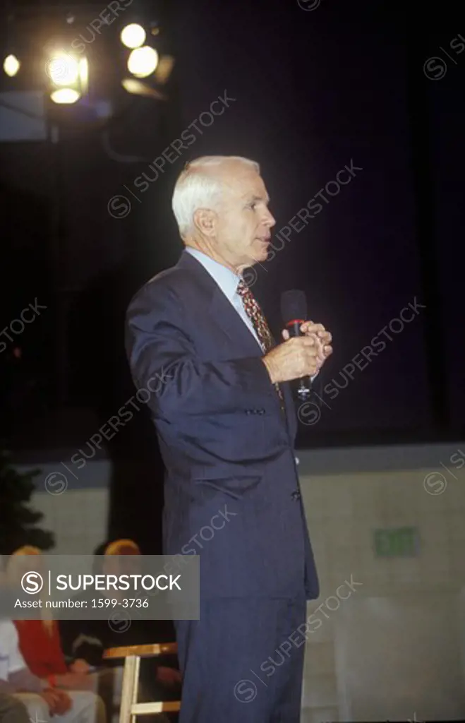 Senator John McCain speaking at Presidential Youth Forum at Anselm College, NH, January 2000