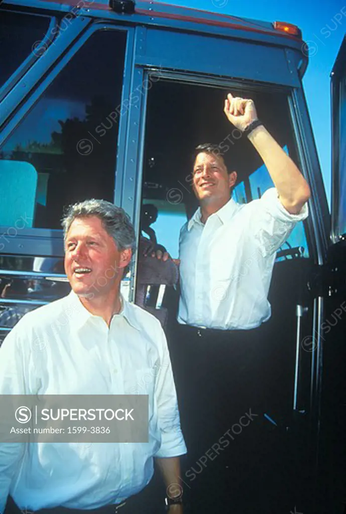 Governor Bill Clinton and Senator Al Gore on the Clinton/Gore 1992 Buscapade Great Lakes campaign tour