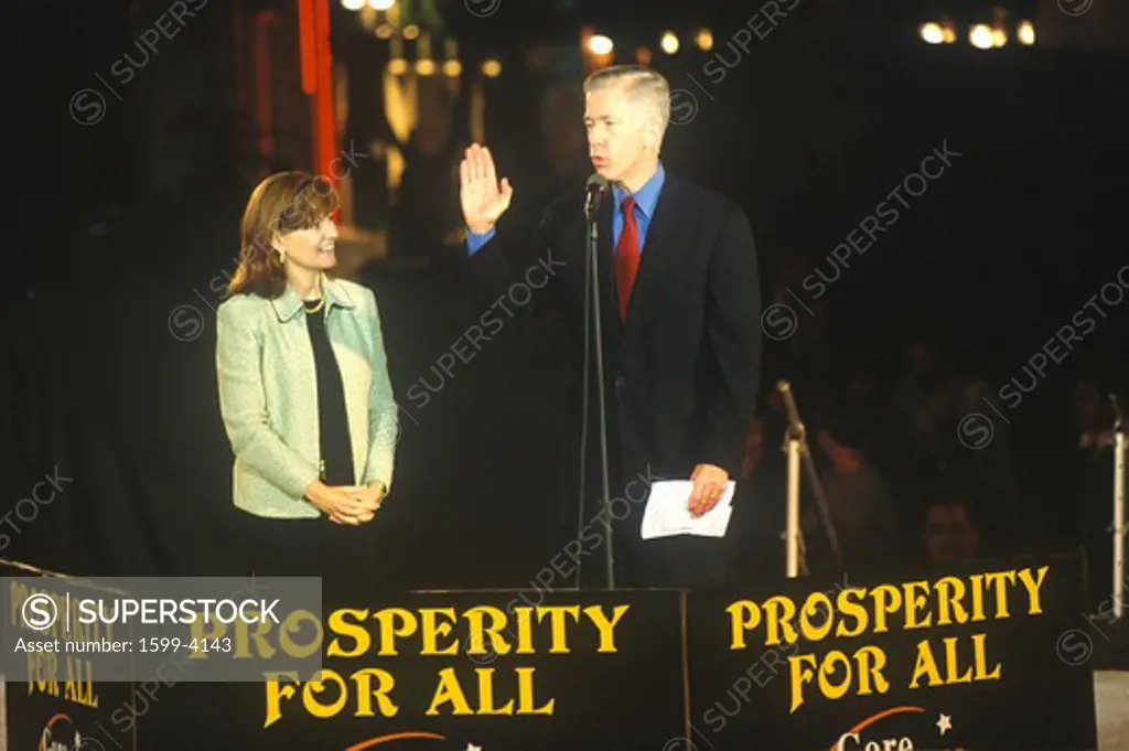 Former CA Governor Gray Davis at a Presidential rally for Gore/Lieberman on October 31st of 2000 in Westwood Village, Los Angeles, California