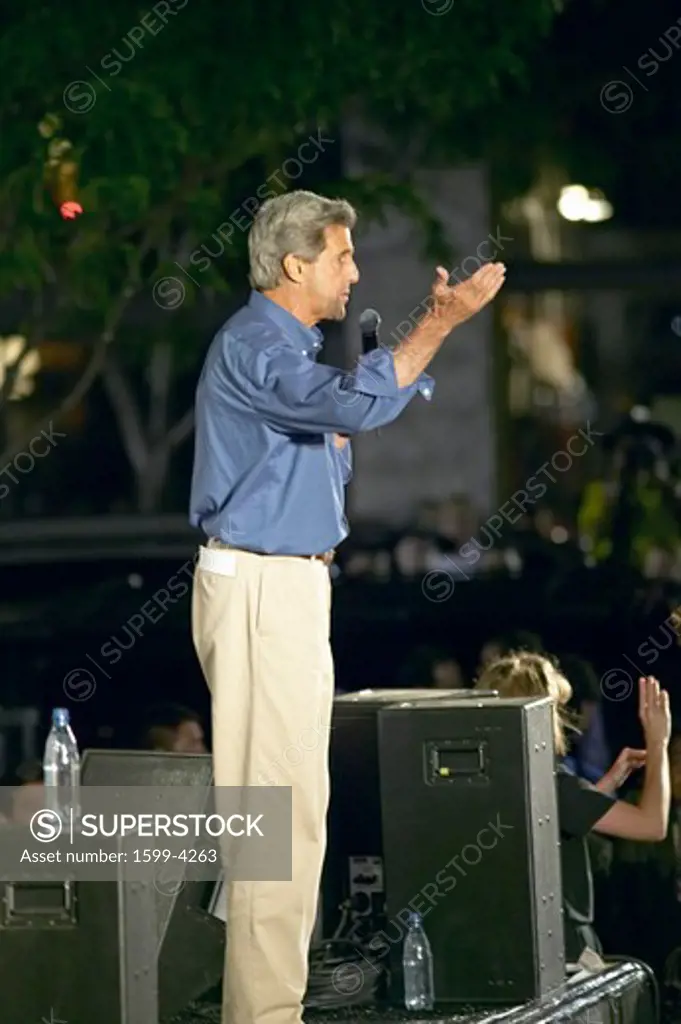 Senator John Kerry speaking from stage at Heritage Square, Flagstaff, AZ