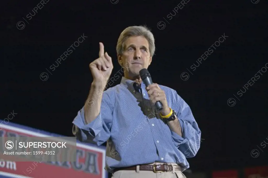 Senator John Kerry addresses audience of supporters at the Thomas Mack Center at UNLV,  Las Vegas, NV