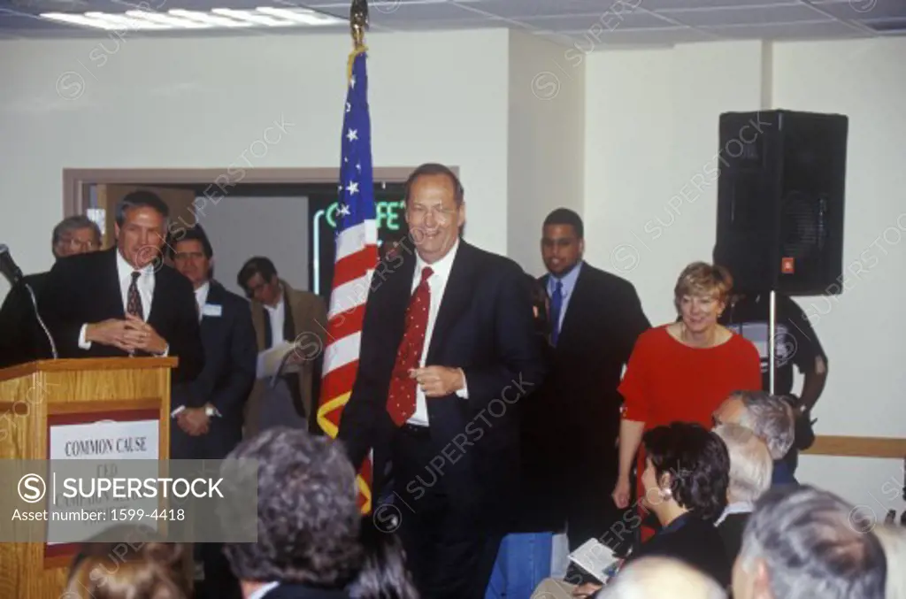 Presidential candidate Bill Bradley attends the Town Hall Meeting on Money in Politics and Campaign 2000 sponsored by Common Cause and the Committee for Economic Development at New Hampshire College in Manchester. Bradley is seeking the Democratic nomination for president.