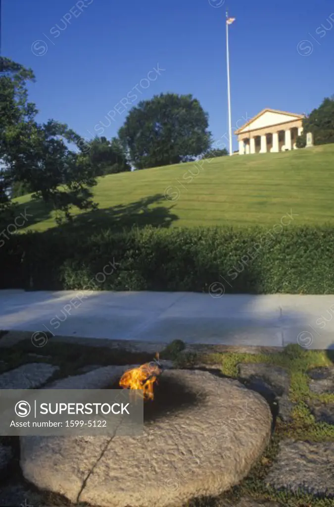 Eternal Flame at the tomb of President John F. Kennedy, Arlington Cemetery, Washington, D.C.