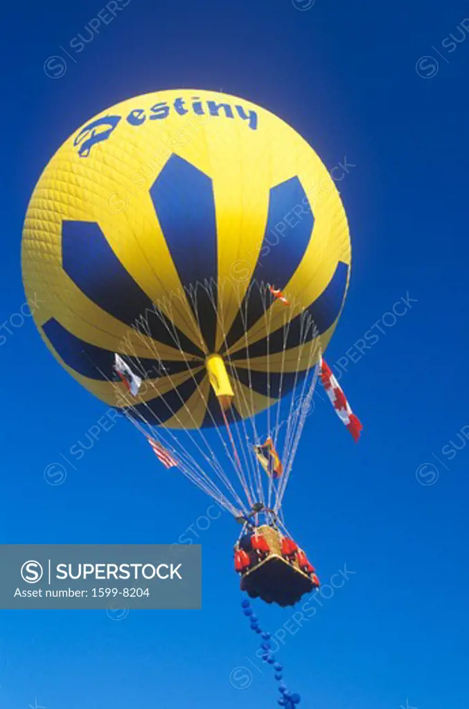 A balloon in flight during the Gordon Bennett Balloon Race at Palm Springs, California