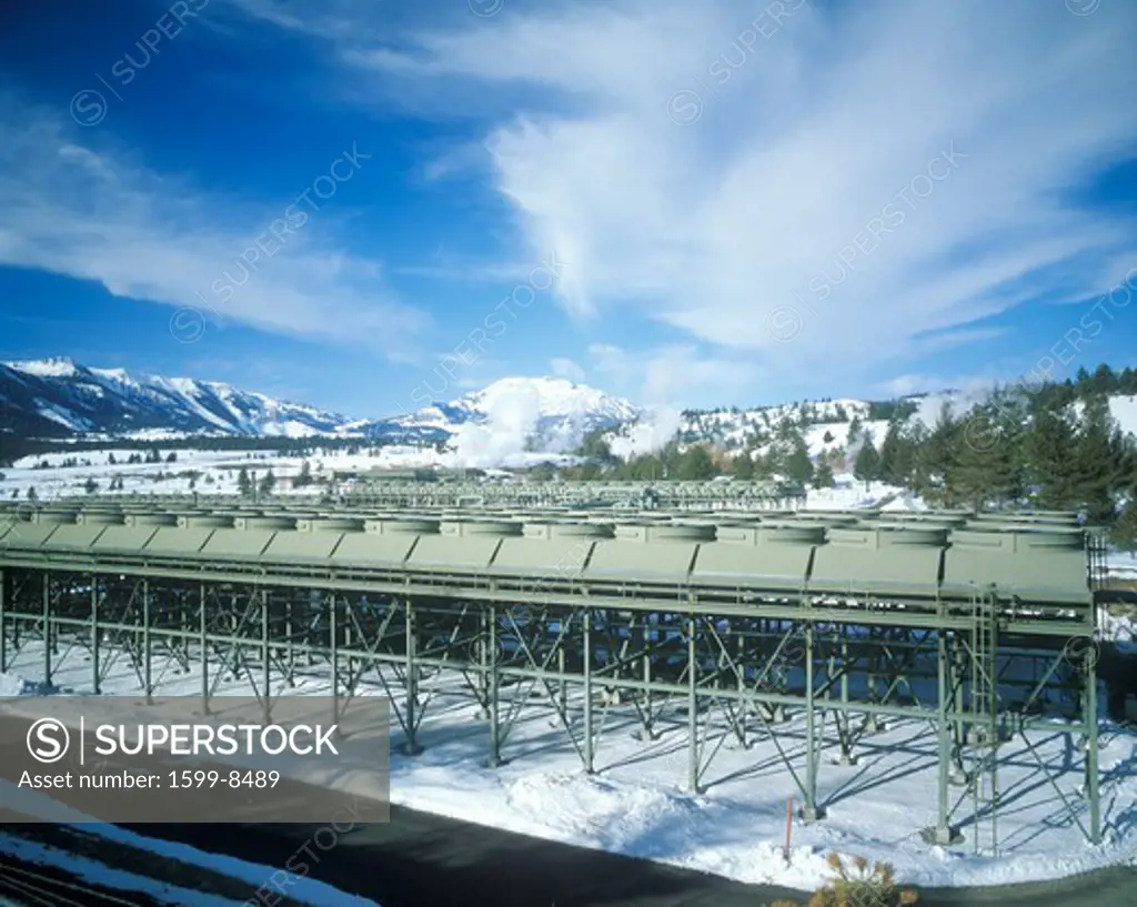 Geothermal power plant at Mammoth-Pacific, CA