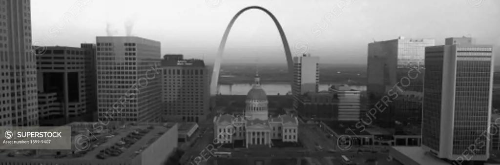 Courthouse & Memorial Arch, St. Louis, Missouri