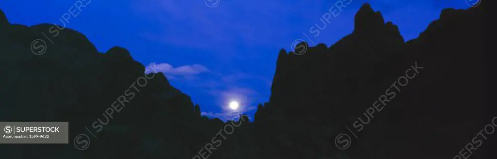 Moonrise at Alabama Hills in Sierra Nevada Mountains, California