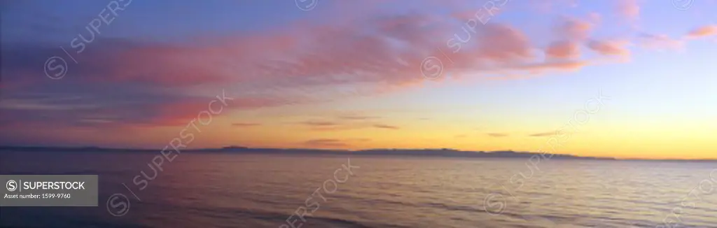 Channel Islands and Pacific at sunset, Ventura, California