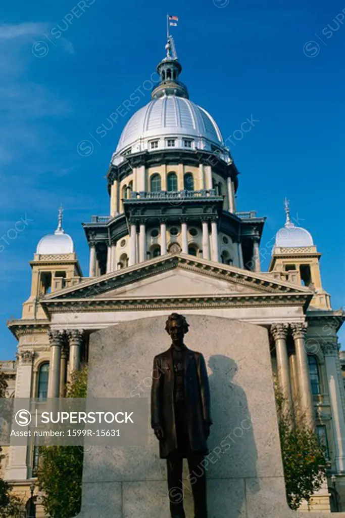 This is the State Capitol Building. It has a statue of Abraham Lincoln in front of it made of bronze. Illinois is known as the Land of Lincoln.