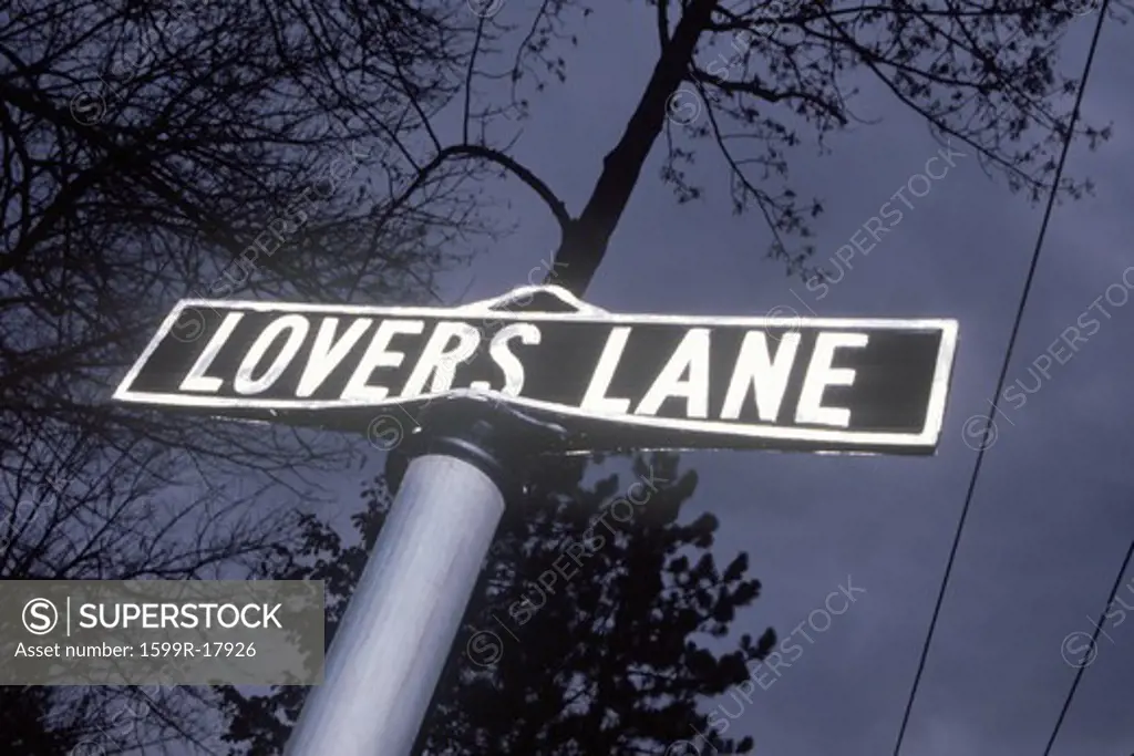 A sign that reads Lovers Lane