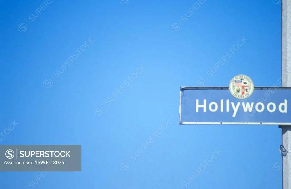 A sign that reads Hollywood