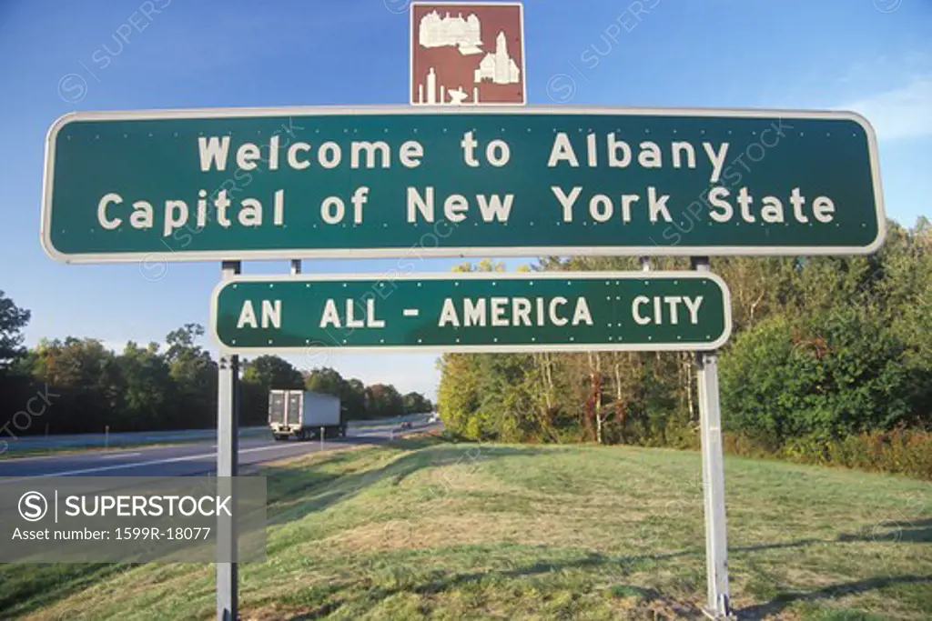 A sign that reads Welcome to Albany