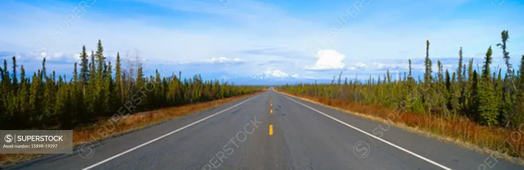Road to Wrangell, St. Elias National Park, Alaska