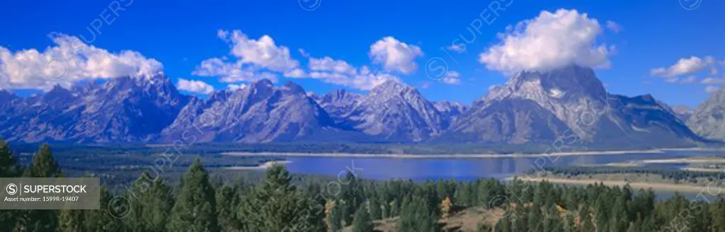 Jackson Lake and Grand Tetons, Grand Teton National Park, Wyoming