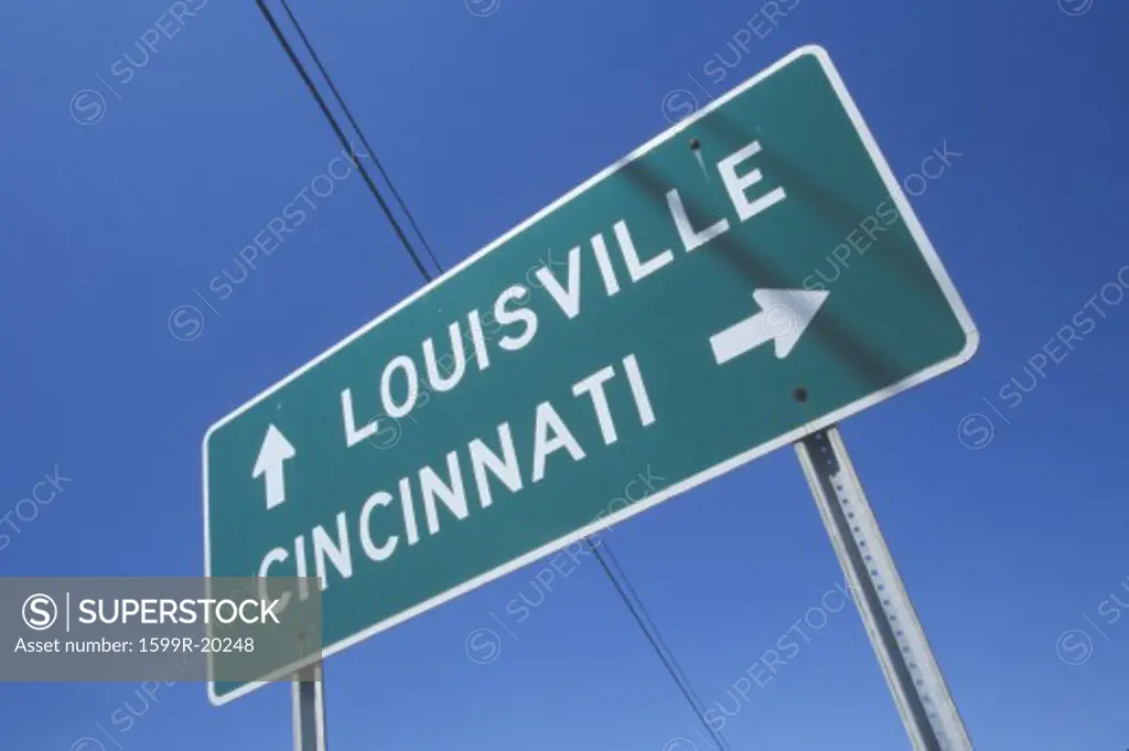 Freeway road sign to Louisville and Cincinnati
