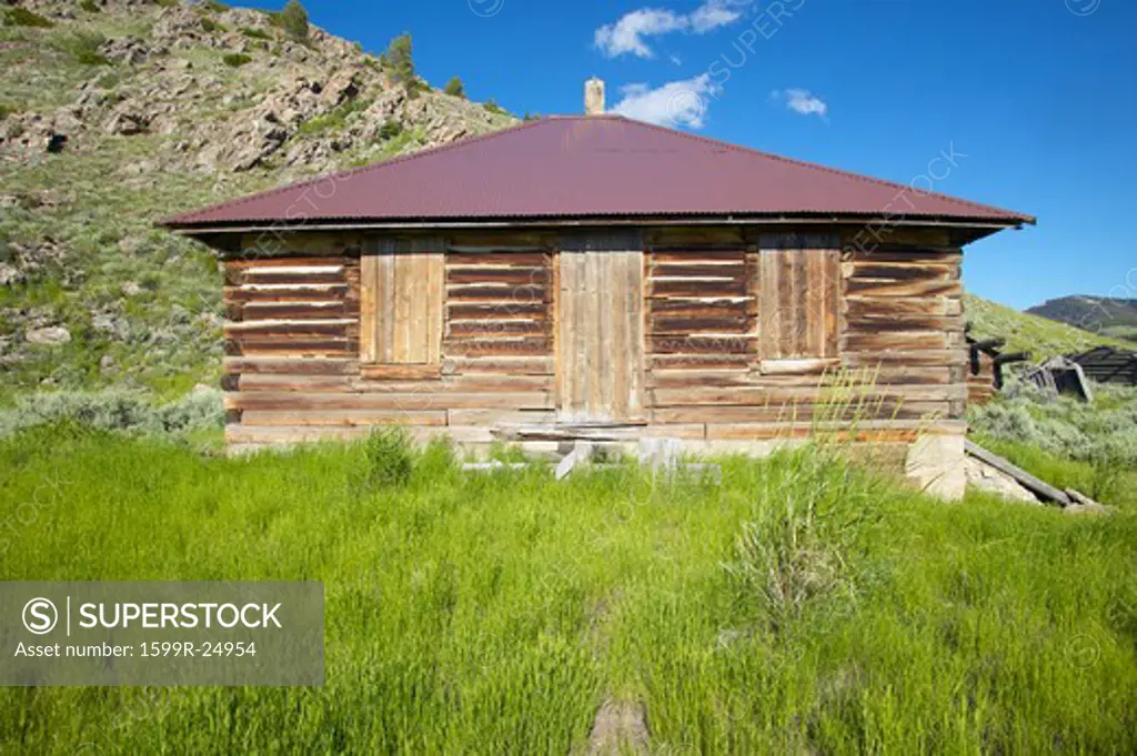 Deserted old prairie log cabin in Centennial Valley near Lakeview, MT