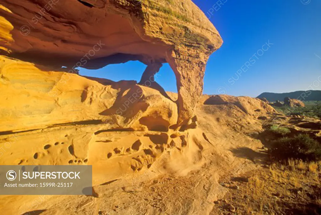 A sandstone table in Valley of Fire State Park at sunrise, NV