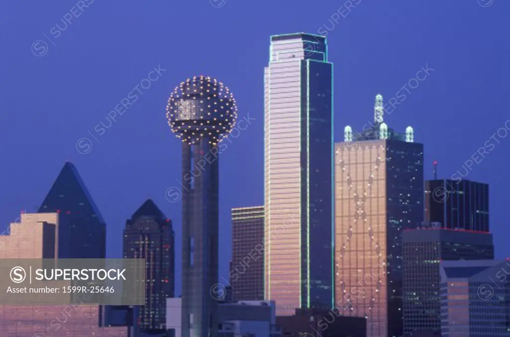 Dallas, TX skyline at night with Reunion Tower