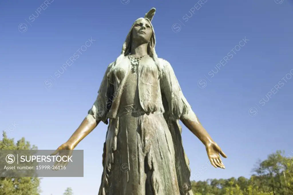 Pocahontas Statue, by William Ordway Partridge, erected in 1922, representing Pocahontas the favorite daughter of Powhatan, who ruled the Powhatan Confederacy. She was born about 1595, probably at Werowocomoco 16 miles from Jamestown and died in Gravesend, England, 1617. Photograph taken on the 400th anniversary of the Jamestown Colony, May 2007.