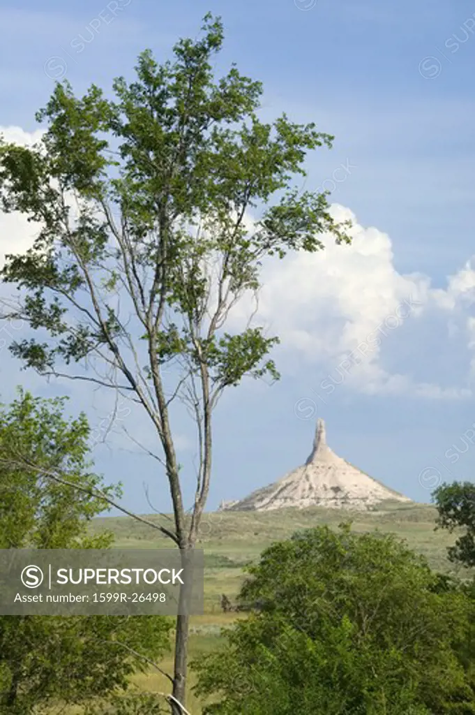 Chimney Rock National Historic Site, Nebraska, the most famous site on the Oregon Trail for early settlers and pioneers