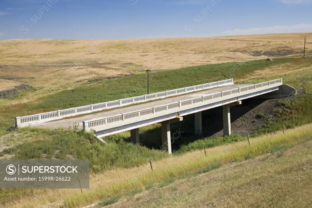 Old bridge and vestiges of Lincoln Highway, US 30, America's first transcontinental highway, Nebraska