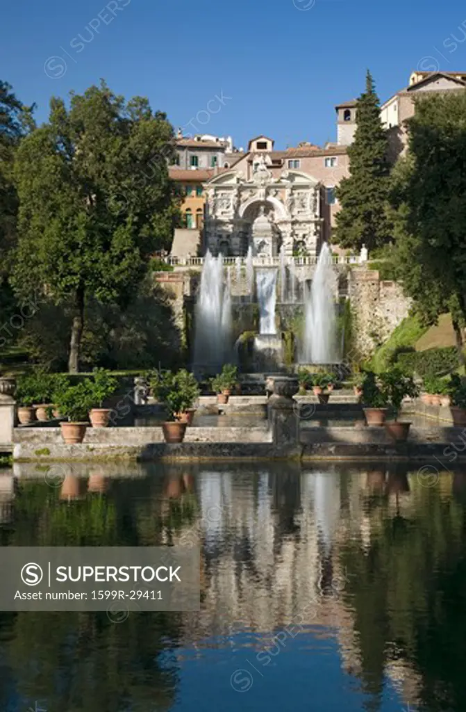 Villa d'Este garden and fountains in Tivoli near Rome, Italy, Europe, commissioned and built by Cardinal Ippolito d'Este, the son of Lucrezia Borgia and the grandson of Pope Alexander V