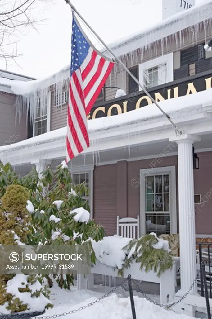 Concord's Colonial Inn and US Flag, Ma., New England, USA, established 1716