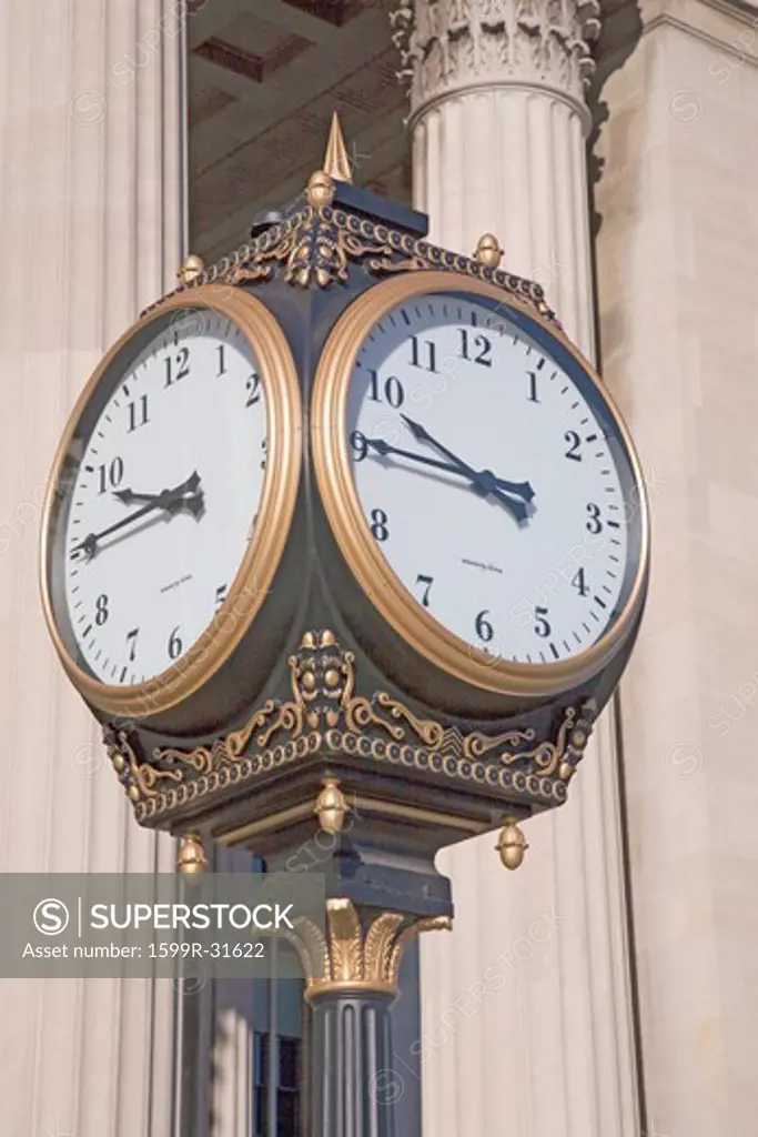 Clock in front of 30th Street Train Station, Philadelphia, PA., USA