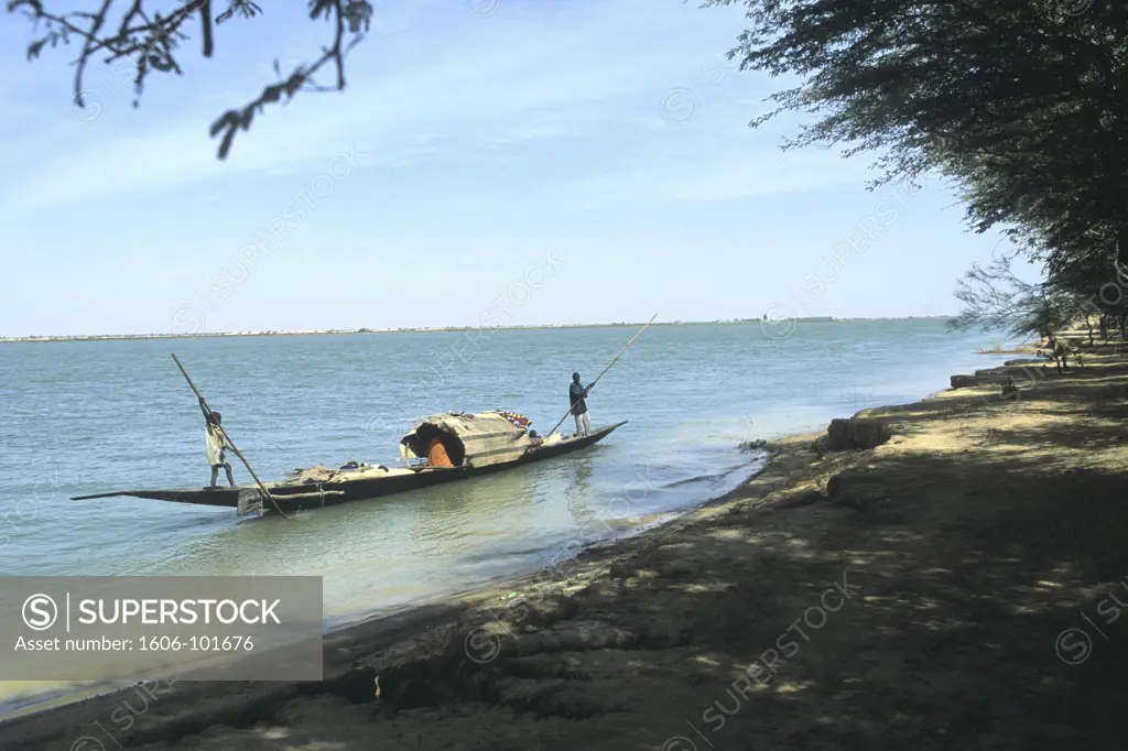 West Africa, Mali, Tombouctou area, boat on Niger river