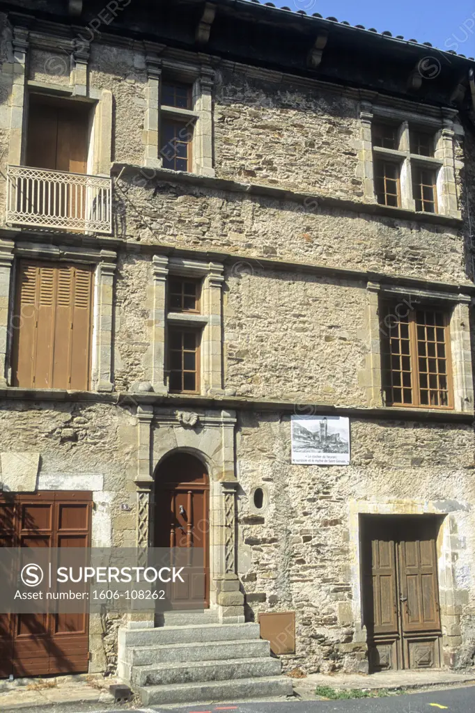 France, Languedoc-Roussillon, Herault , Beziers area, Saint Gervais sur Mare, house from 16th century