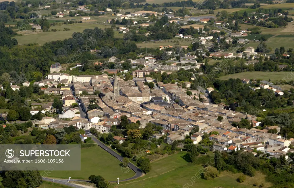 France, Aquitaine, Gironde, Monsgur, aerial view