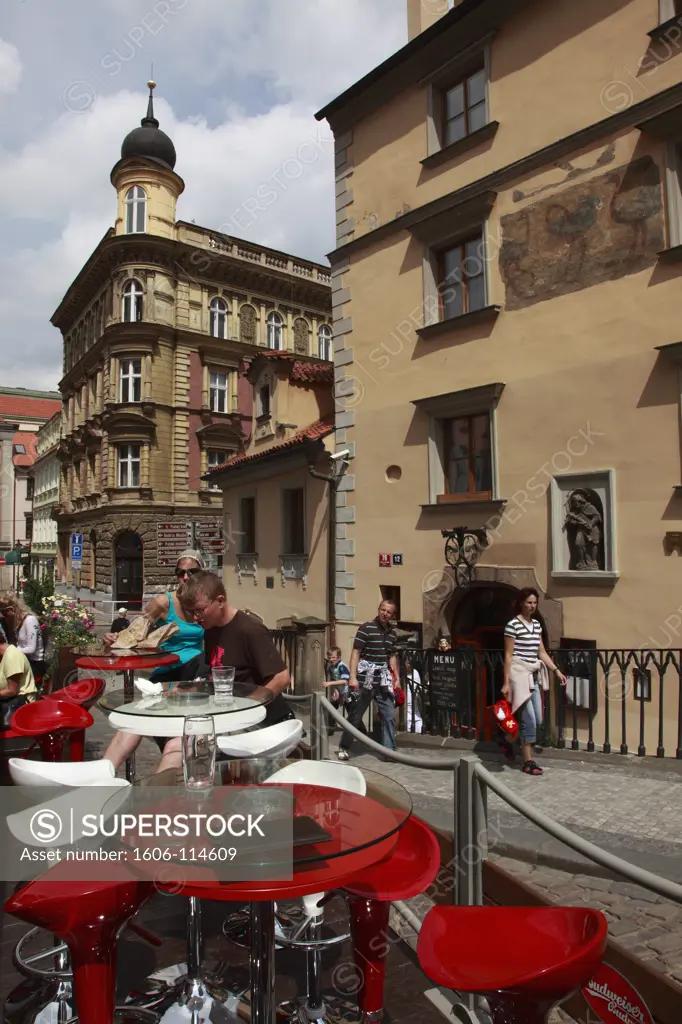 Czech Republic, Prague,  Mala Strana, street cafe