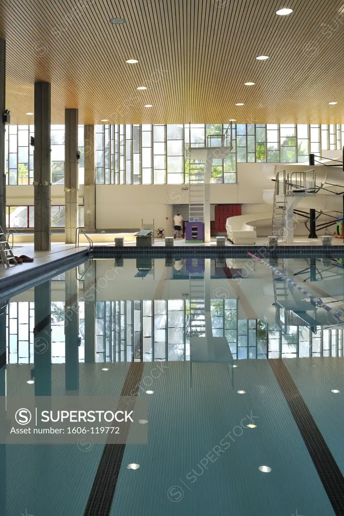 France, Rhne-Alpes, Loire, Firminy, swimming pool (Architects : Le Corbusier, Andr Wogenscky)