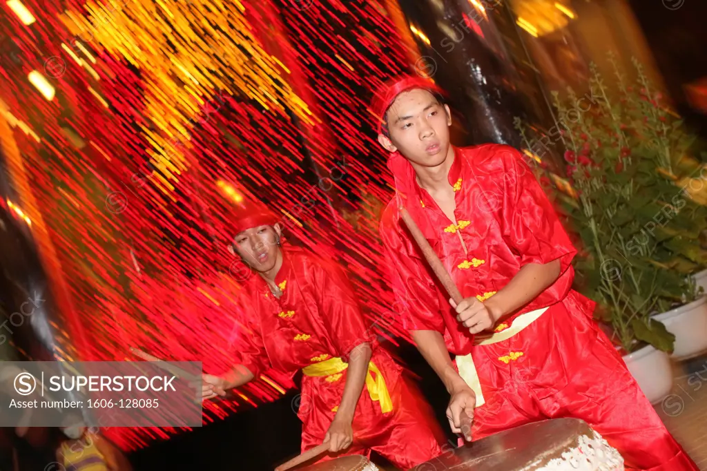 Vietnam, Ho Chi Minh City, Drum and percussion music for the traditional Chinese New Year Lion Dance. Vietnam.