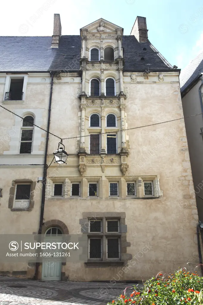 France, Pays de la Loire, Mayenne (53), Laval, medieval house from 1554
