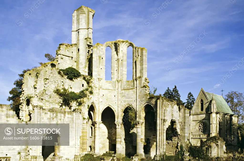 France, Picardie, Oise, Chaalis abbey in ruins