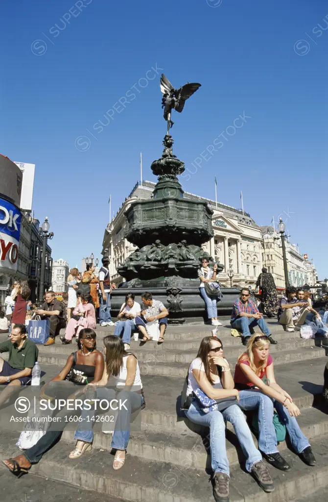 England,London,Picadilly Circus,Eros Statue