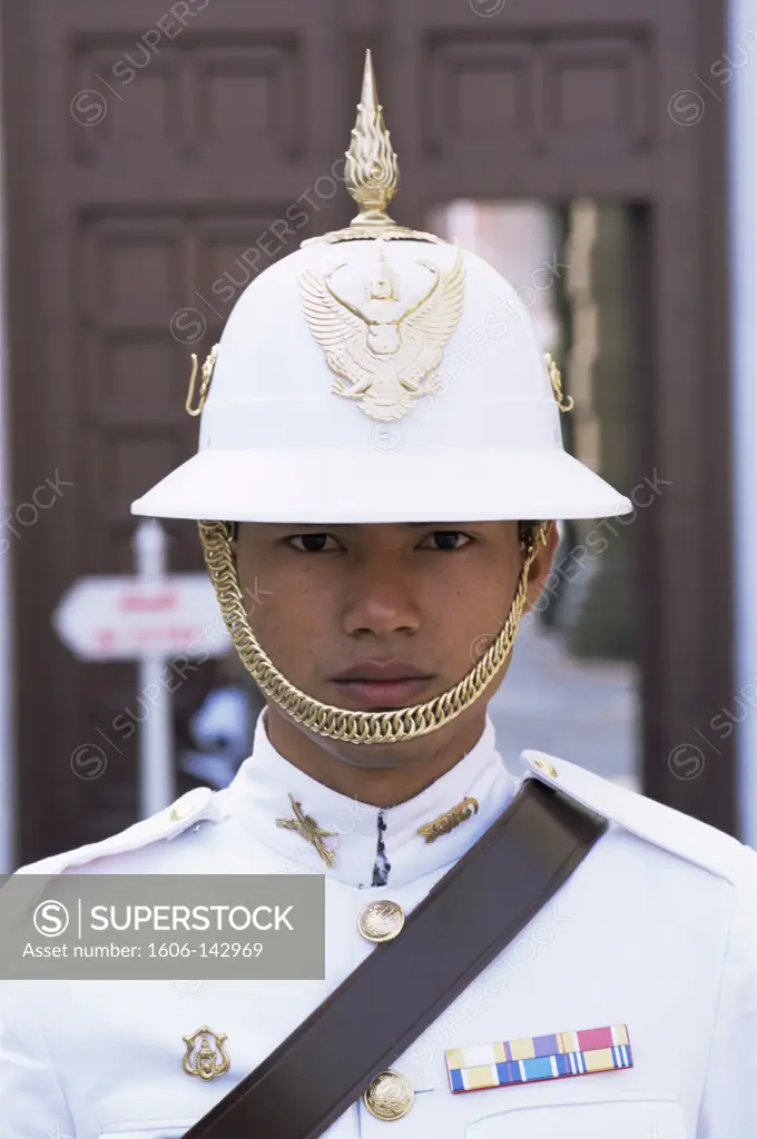 Thailand,Bangkok,Wat Phra Kaeo,Grand Palace,Guard at the Royal Palace