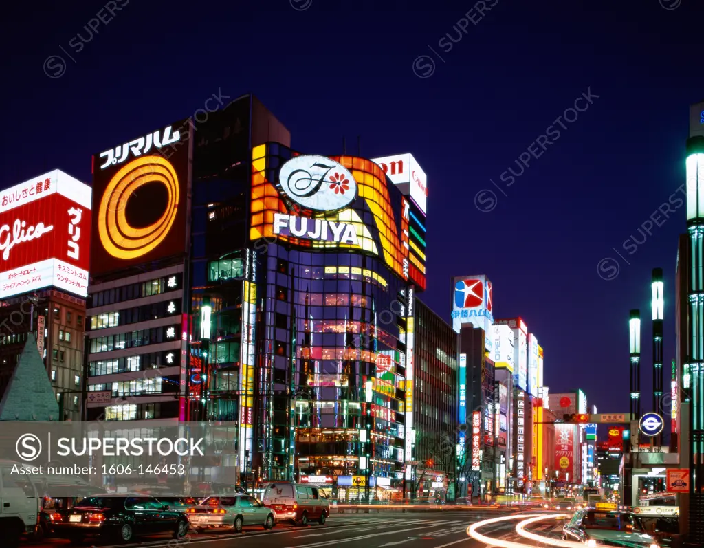 Japan, Honshu, Tokyo, Ginza / Nightlights