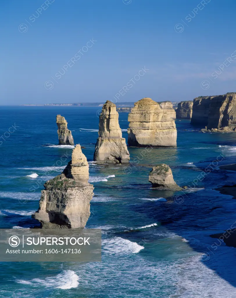 Australia, Victoria, Melbourne, Port Campbell National Park / Twelve Apostles