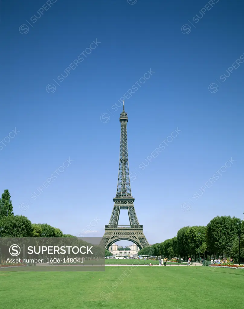 France, Paris, Eiffel Tower (Tour Eiffel)