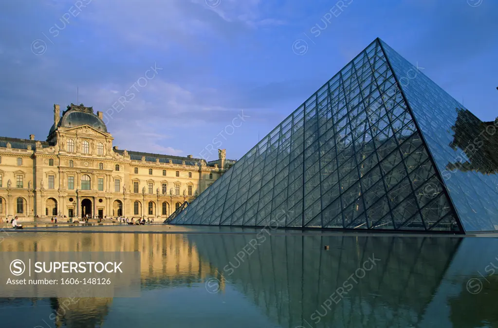 France, Paris, The Louvre (Palais du Louvre) / The Louvre Pyramid